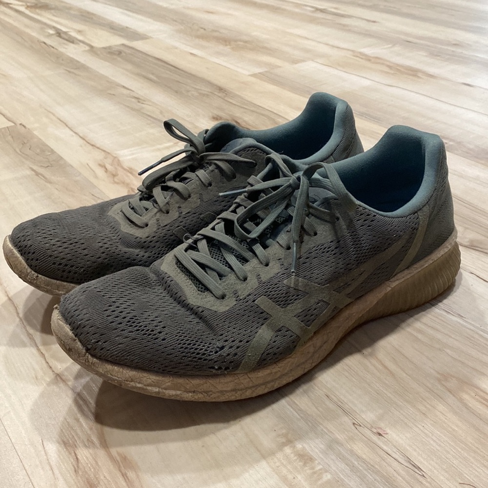 ASICS Men’s Shoe - Picture 3 of 6